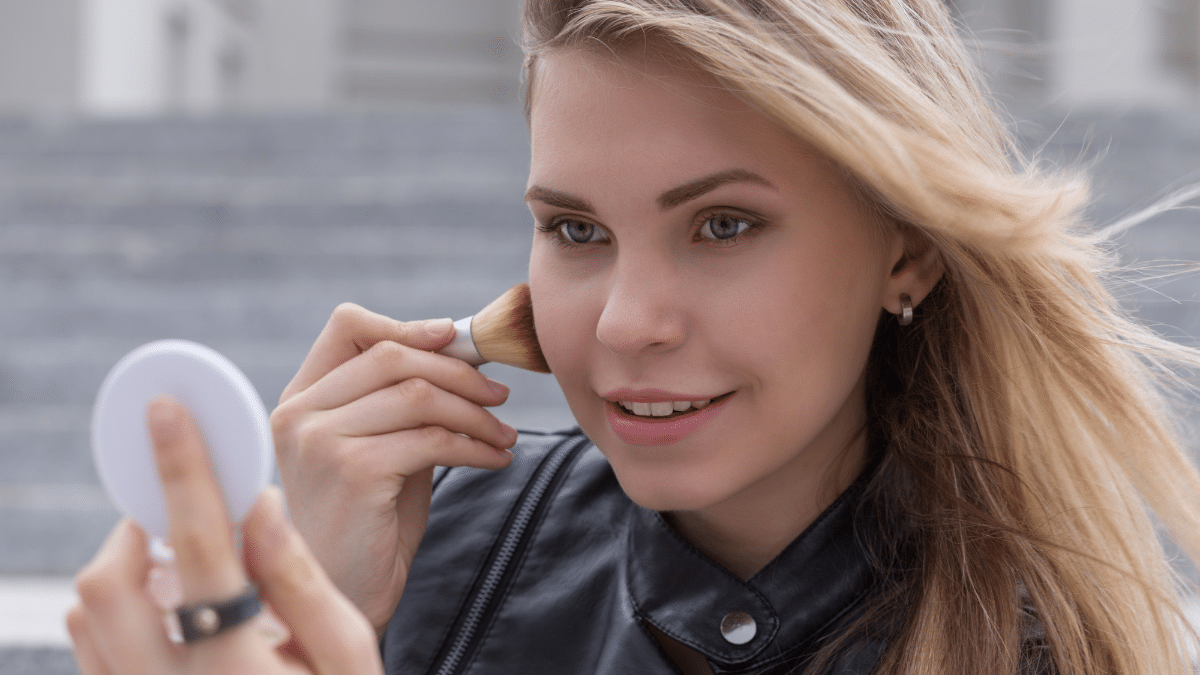 Foundation tahan lama dan bercahaya