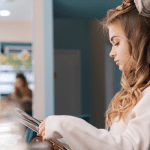 Gaya potongan rambut yang cocok untuk wanita pada tahun 2026